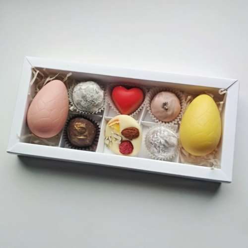 Пасхальный набор конфет с шоколадными яйцами