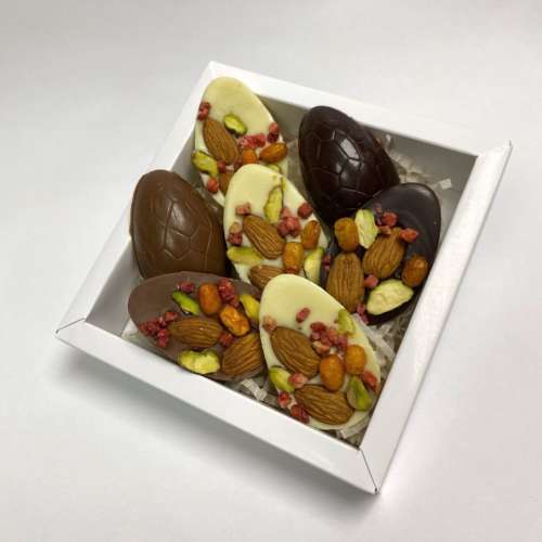 Пасхальный набор шоколадных яиц